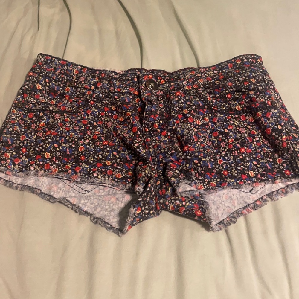Flower shorts